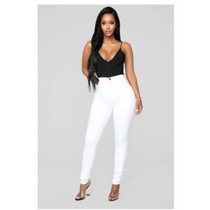NWT Fashion Nova Super high waist denim skinnies white lycra 7